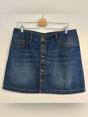 Classic Button-Front Denim Skirt - Blue